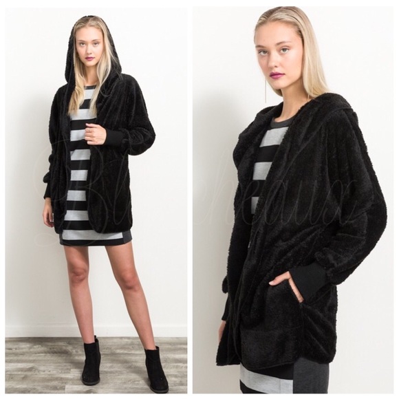 Soft faux fur plush hooded cardigan - Picture 5 of 8